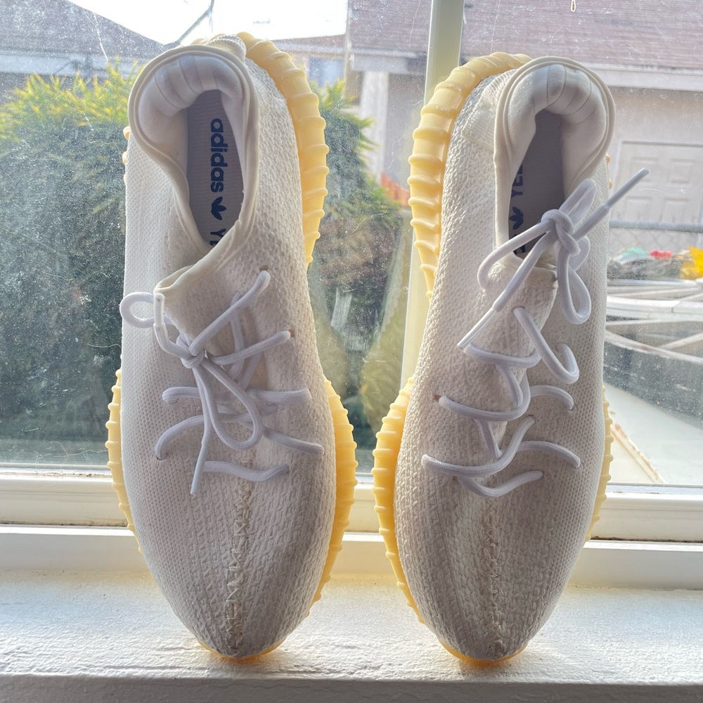 Adidas x Yeezy 350 V2 Cream (M7)
